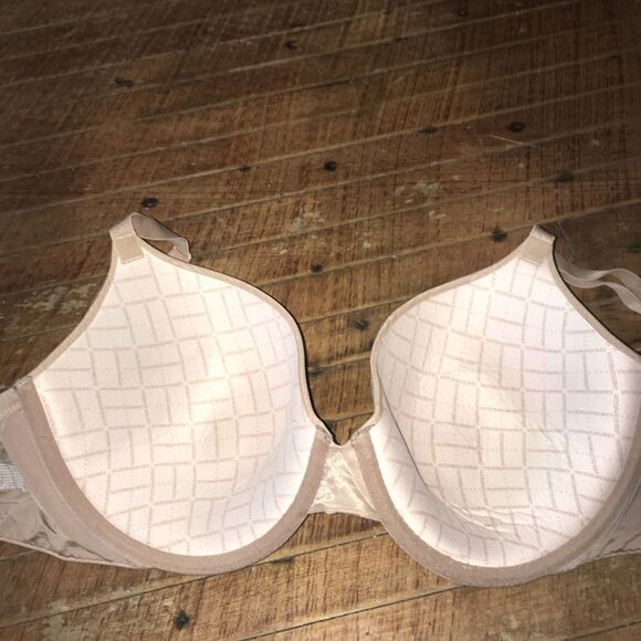 Victoria’s Secret uplift semi Demi underwire nude bra - Picture 2 of 3